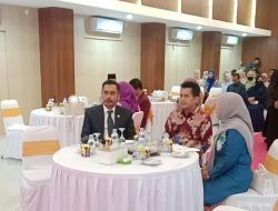 Dr.Aco Musaddad Mewakili Bupati Polman Secara Resmi  Menerima Penghargaan UMB Award 2026 Di Kota Palopo 