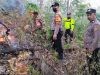 Polsek Barru Bersama TNI dan Warga Padamkan Kebakaran Lahan Perkebunan Seluas 20 Hektare di Tompo
