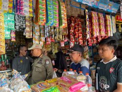Satpol PP Sulbar Dan Polman Gelar SosialisasiTerkait Rokok Ilegal Di Pasar Sentral Pekkabata